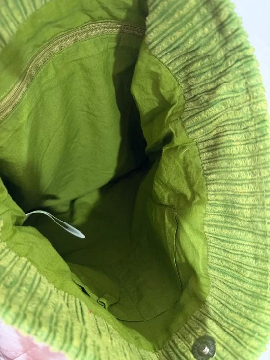 BDG Corduroy Essential Tote Bag - Picture 5 of 5